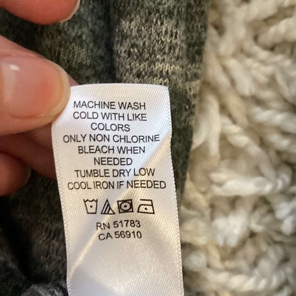 Maurices Camo Cowl Neck Pullover Sweatshirt Size S - Picture 7 of 9